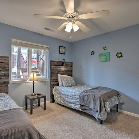 The Lake Escape With Balcony And Pool Access! Camdenton Extérieur photo