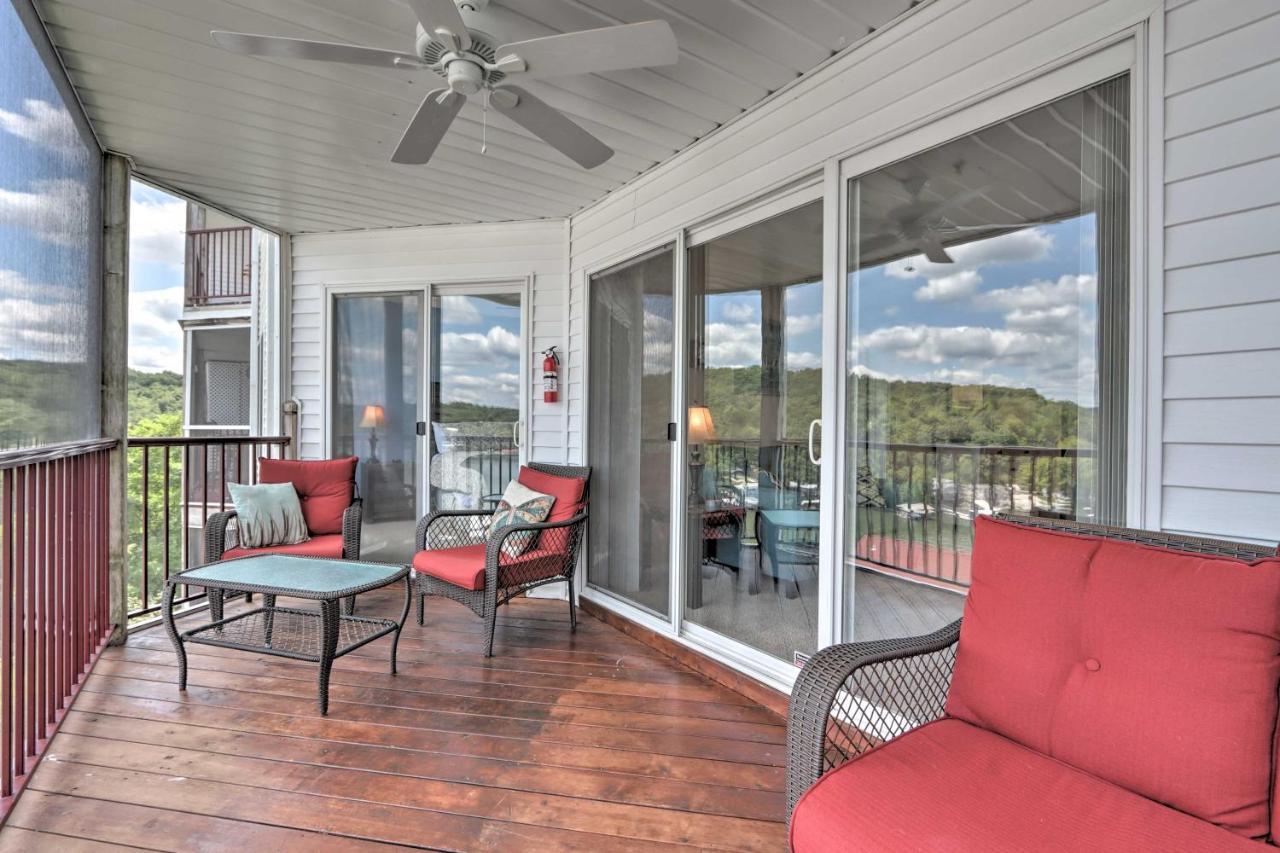 The Lake Escape With Balcony And Pool Access! Camdenton Extérieur photo